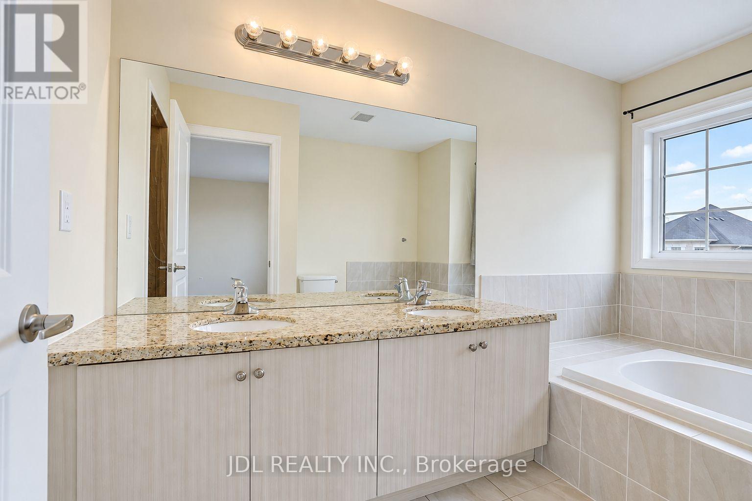 54 Mohandas Drive, Markham, Ontario  L3S 0E5 - Photo 36 - N13860048