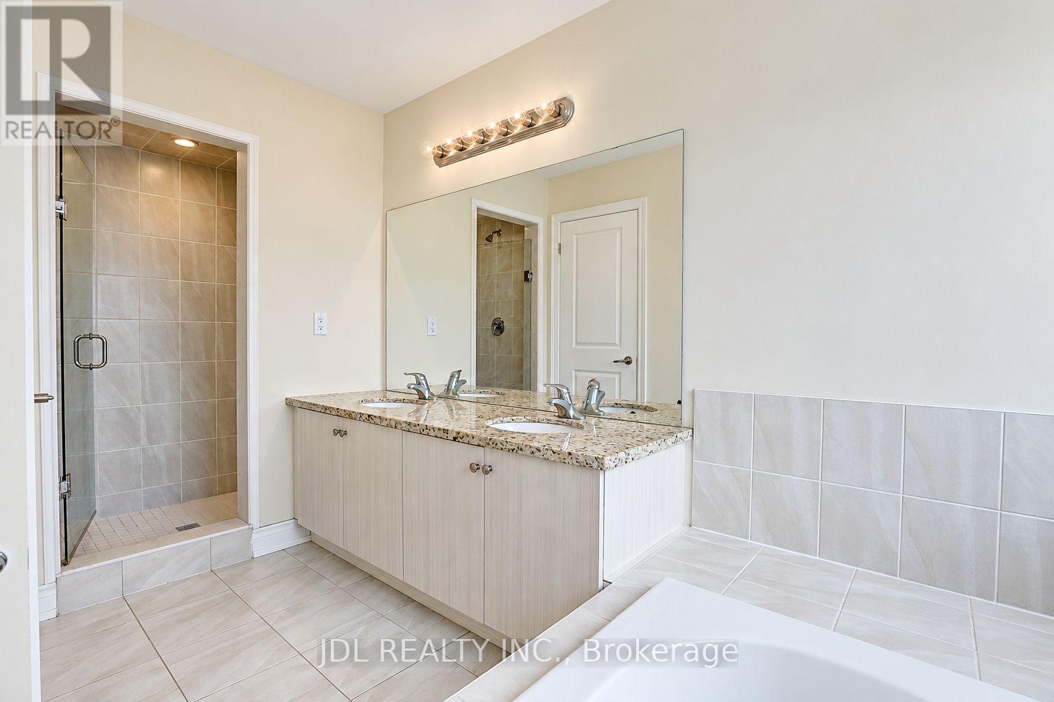 54 Mohandas Drive, Markham, Ontario  L3S 0E5 - Photo 38 - N13860048