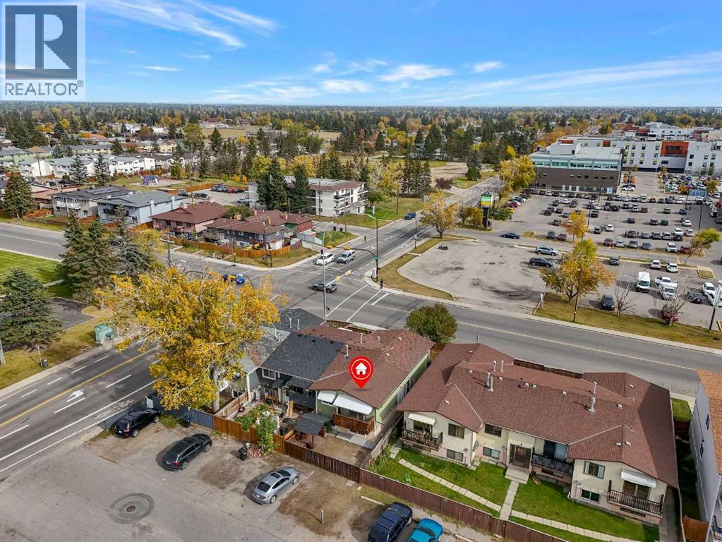 D, 903 44 Street SE, Calgary, Alberta  T2A 5K7 - Photo 2 - A2350131