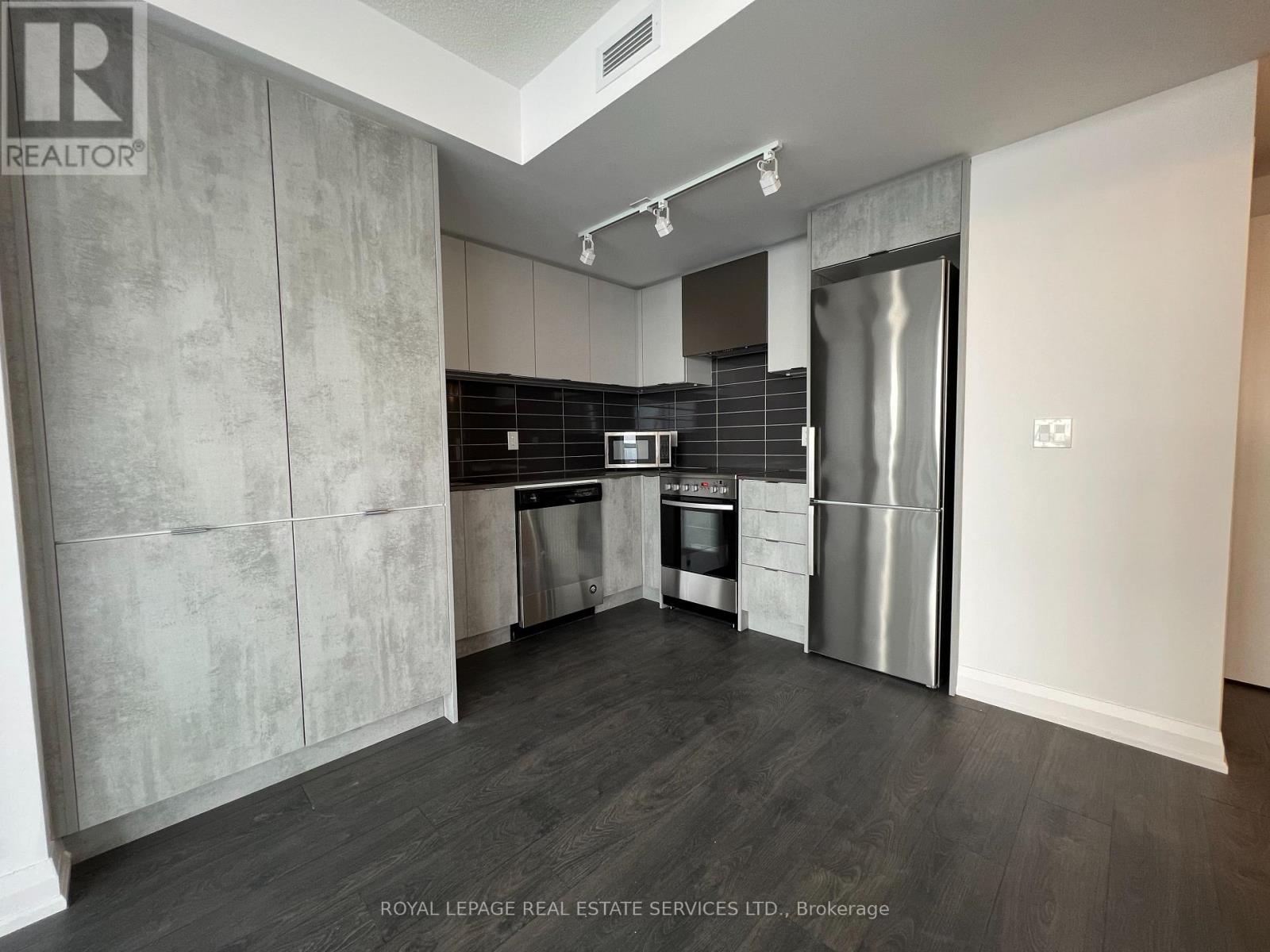 2908 - 30 Gibbs Road, Toronto, Ontario  M9B 0E4 - Photo 4 - W13860044