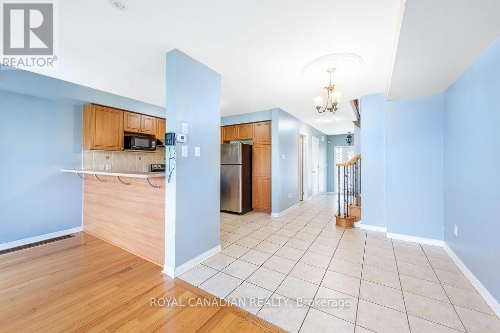 22 Bay Breeze Drive, Brampton, Ontario  L6R 0M1 - Photo 10 - W13860056