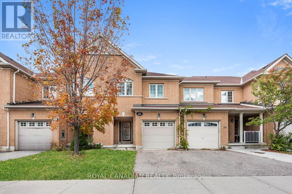 22 Bay Breeze Drive, Brampton, Ontario  L6R 0M1 - Photo 3 - W13860056