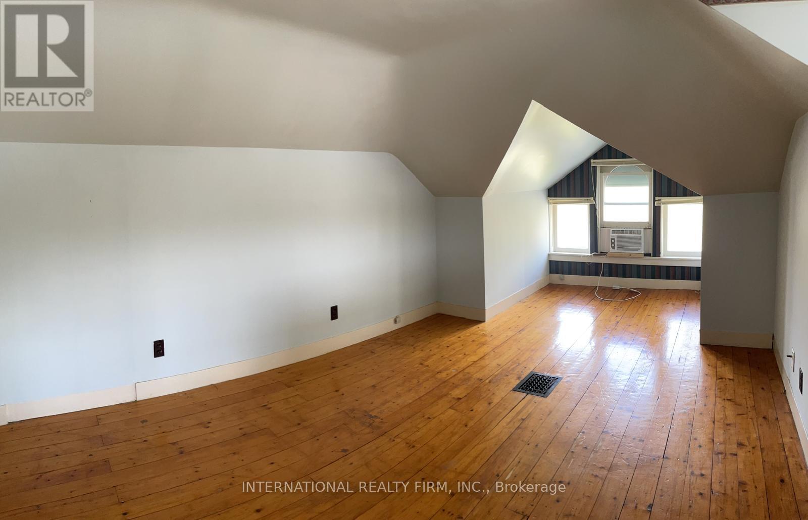 120 St Andrews Street, Cambridge, Ontario  N1S 1M9 - Photo 16 - X13860070