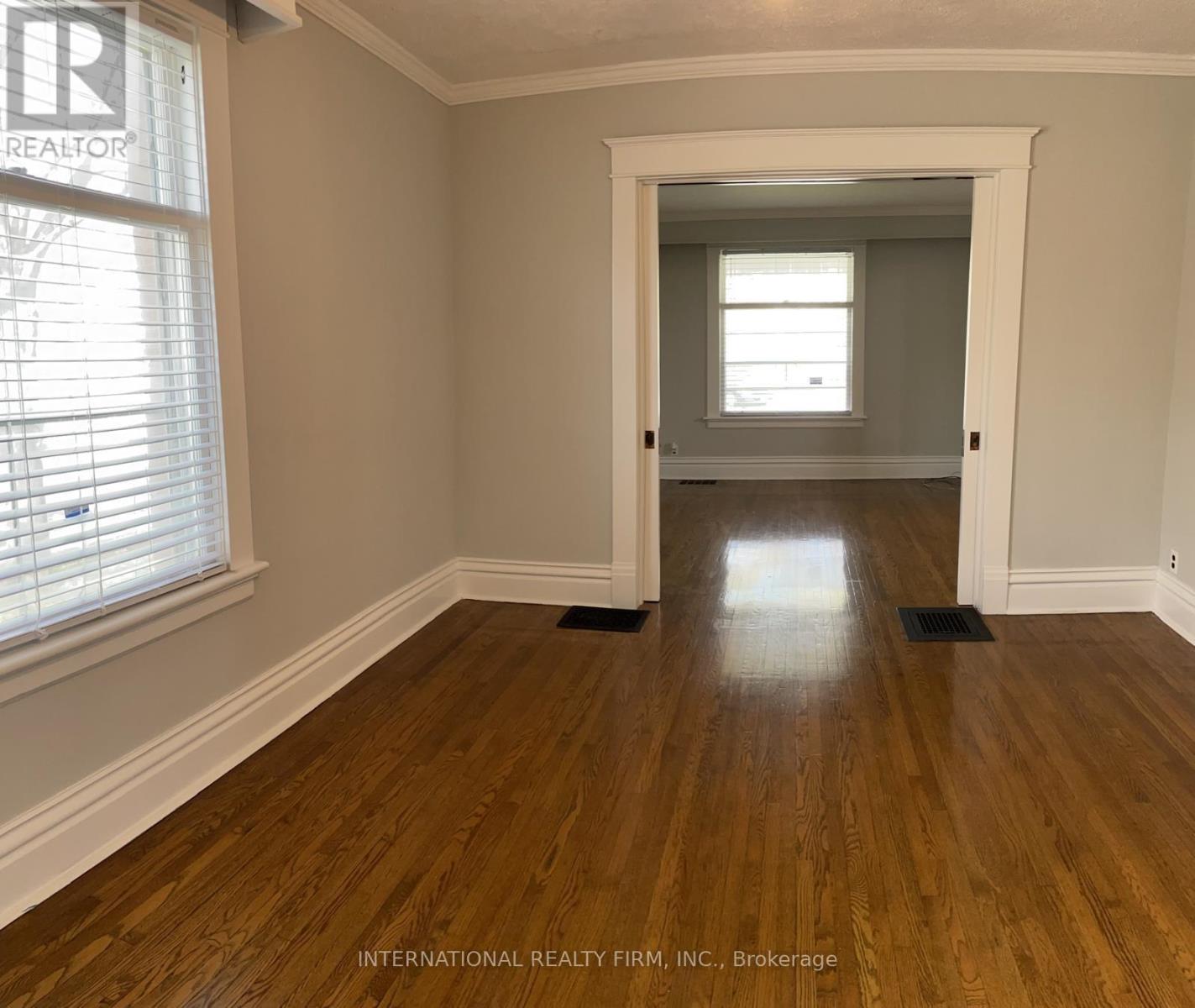 120 St Andrews Street, Cambridge, Ontario  N1S 1M9 - Photo 4 - X13860070