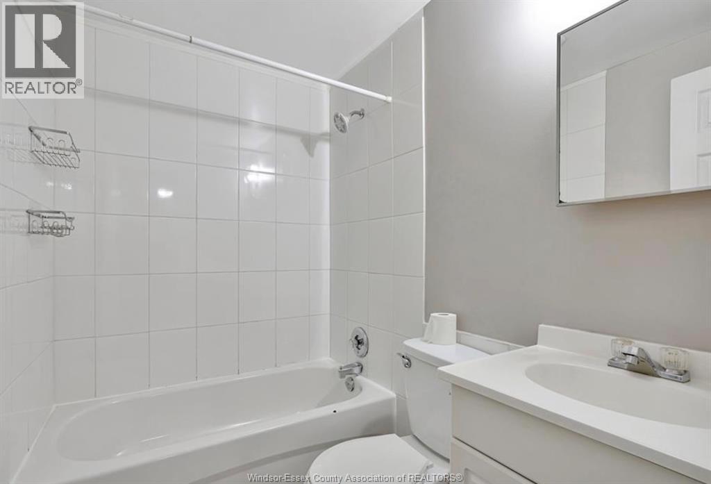 6732 Roseville Garden Drive, Windsor, Ontario  N8T 1J2 - Photo 12 - 26024381