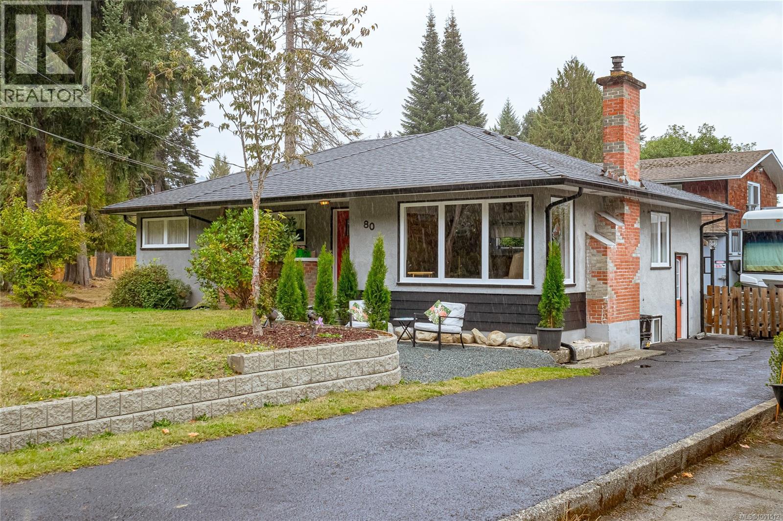 80 North Shore Rd, Lake Cowichan, British Columbia  V0R 2G0 - Photo 3 - 1051512