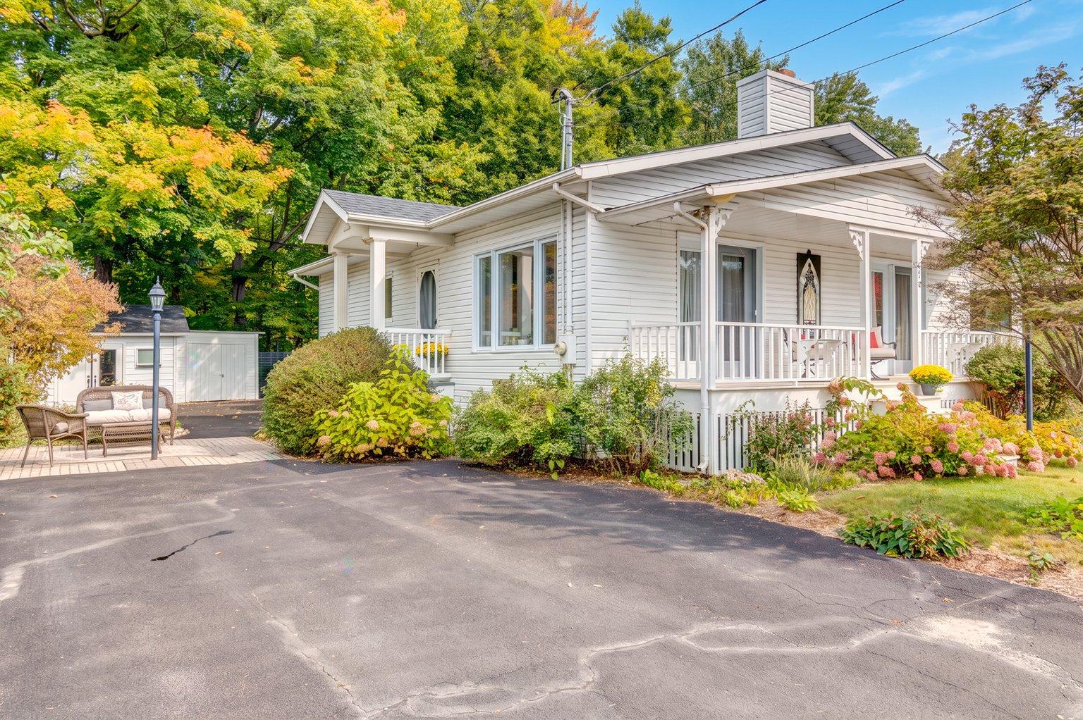 510 Rue Victorin Saint-Roch-de-Richelieu Quebec Canada J0L2M0 3