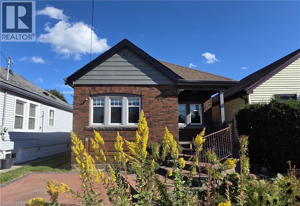 136 WEIR Street N, Hamilton, Ontario