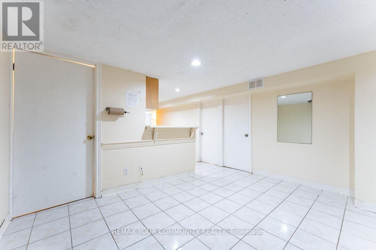 Basement - 82 Caines Avenue, Toronto, Ontario  M2R 2L3 - Photo 15 - C13860102