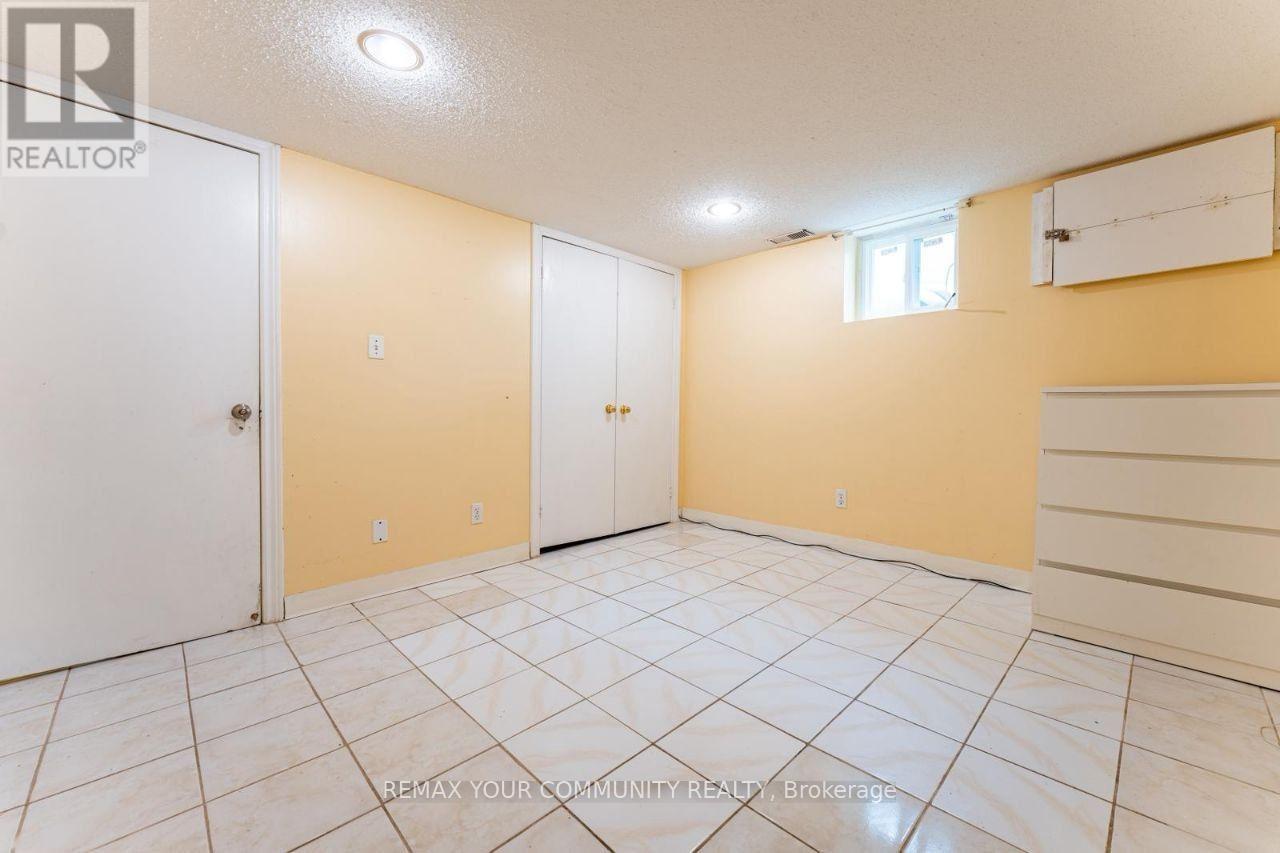 Basement - 82 Caines Avenue, Toronto, Ontario  M2R 2L3 - Photo 8 - C13860102