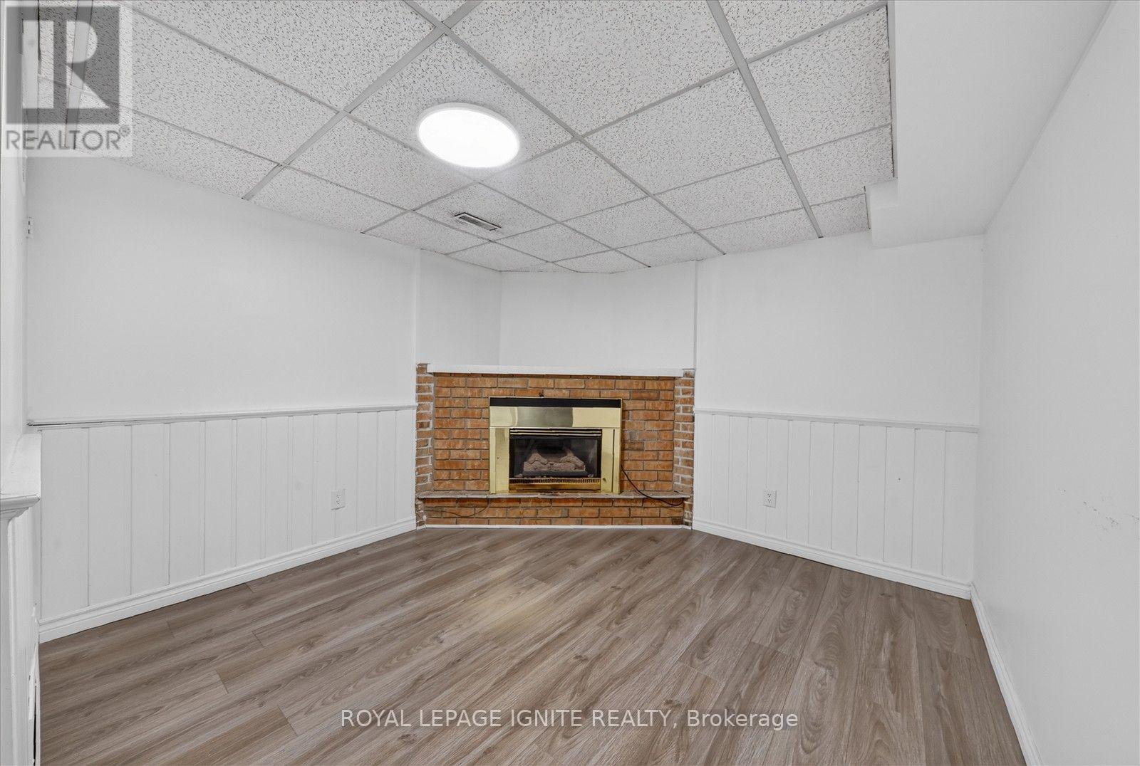 39 Longfellow Court, Whitby, Ontario  L1N 6V7 - Photo 11 - E13860092