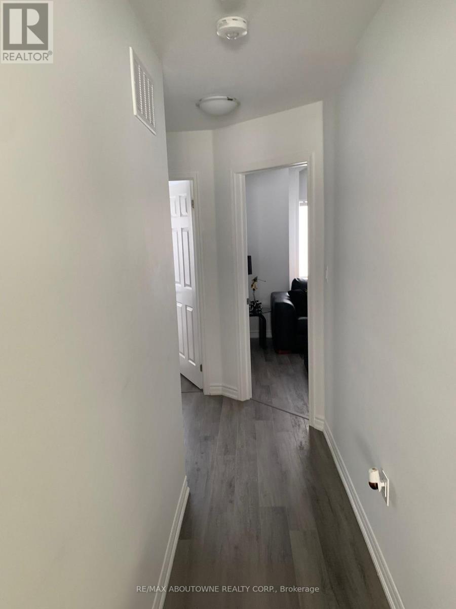 828 Aspen Terrace, Milton, Ontario  L9E 1S2 - Photo 17 - W13860110