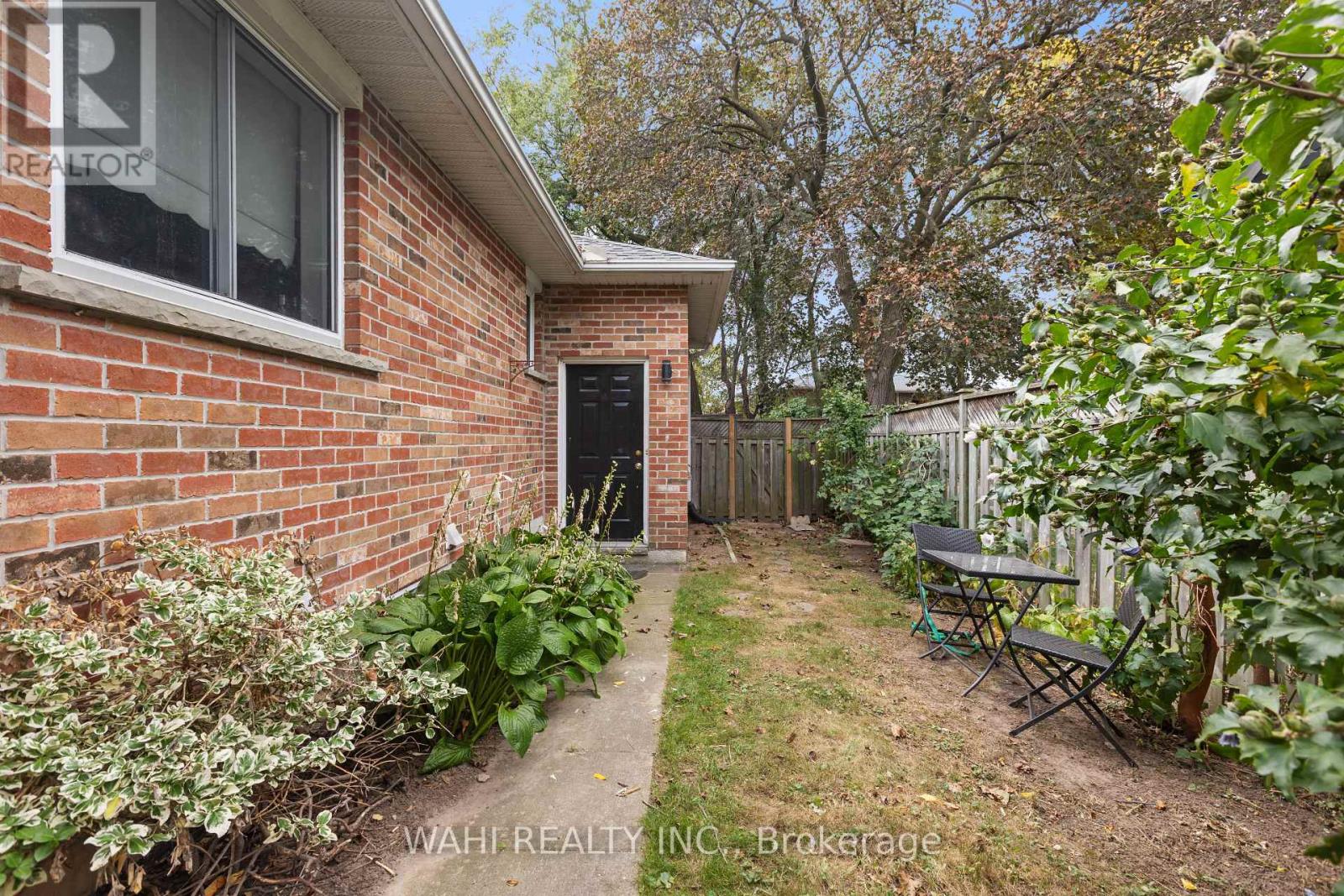 982 Glen View Avenue, Burlington, Ontario  L7T 3Y6 - Photo 32 - W13860114