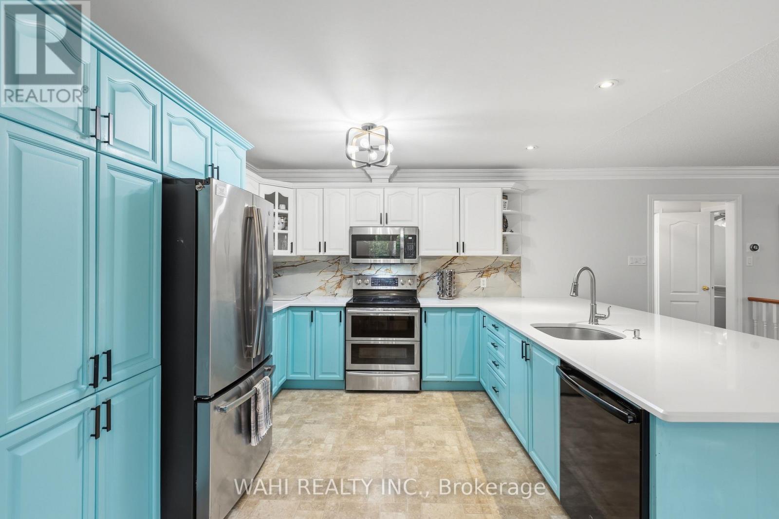 982 Glen View Avenue, Burlington, Ontario  L7T 3Y6 - Photo 8 - W13860114