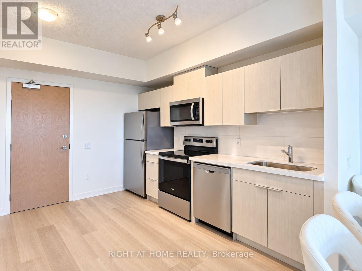 714 - 2825 Jane Street, Toronto, Ontario  M3N 0A8 - Photo 9 - W13860036