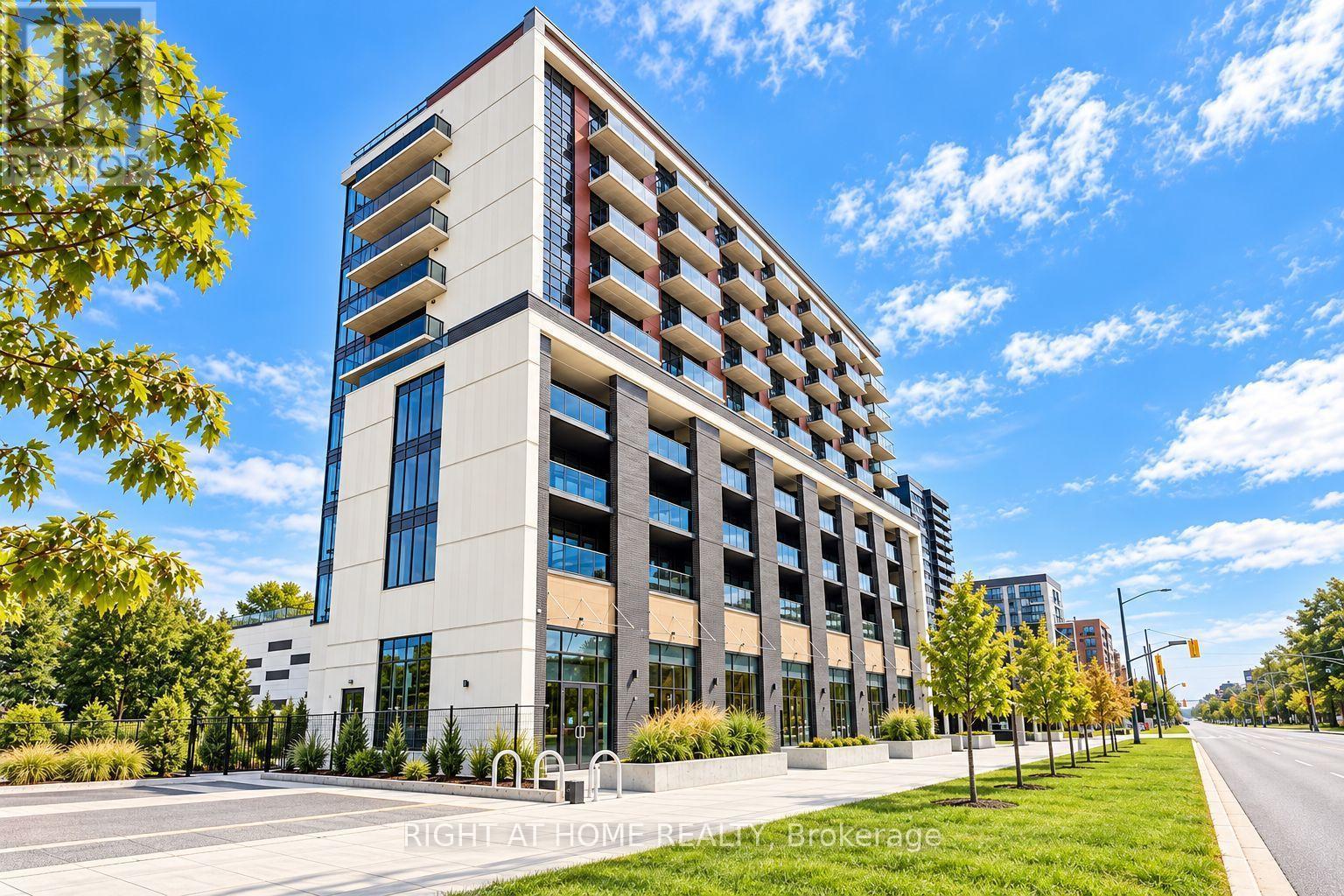 714 - 2825 Jane Street, Toronto, Ontario  M3N 0A8 - Photo 3 - W13860036