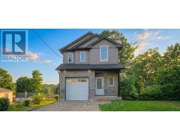 132 DOVER STREET, Woodstock, Ontario