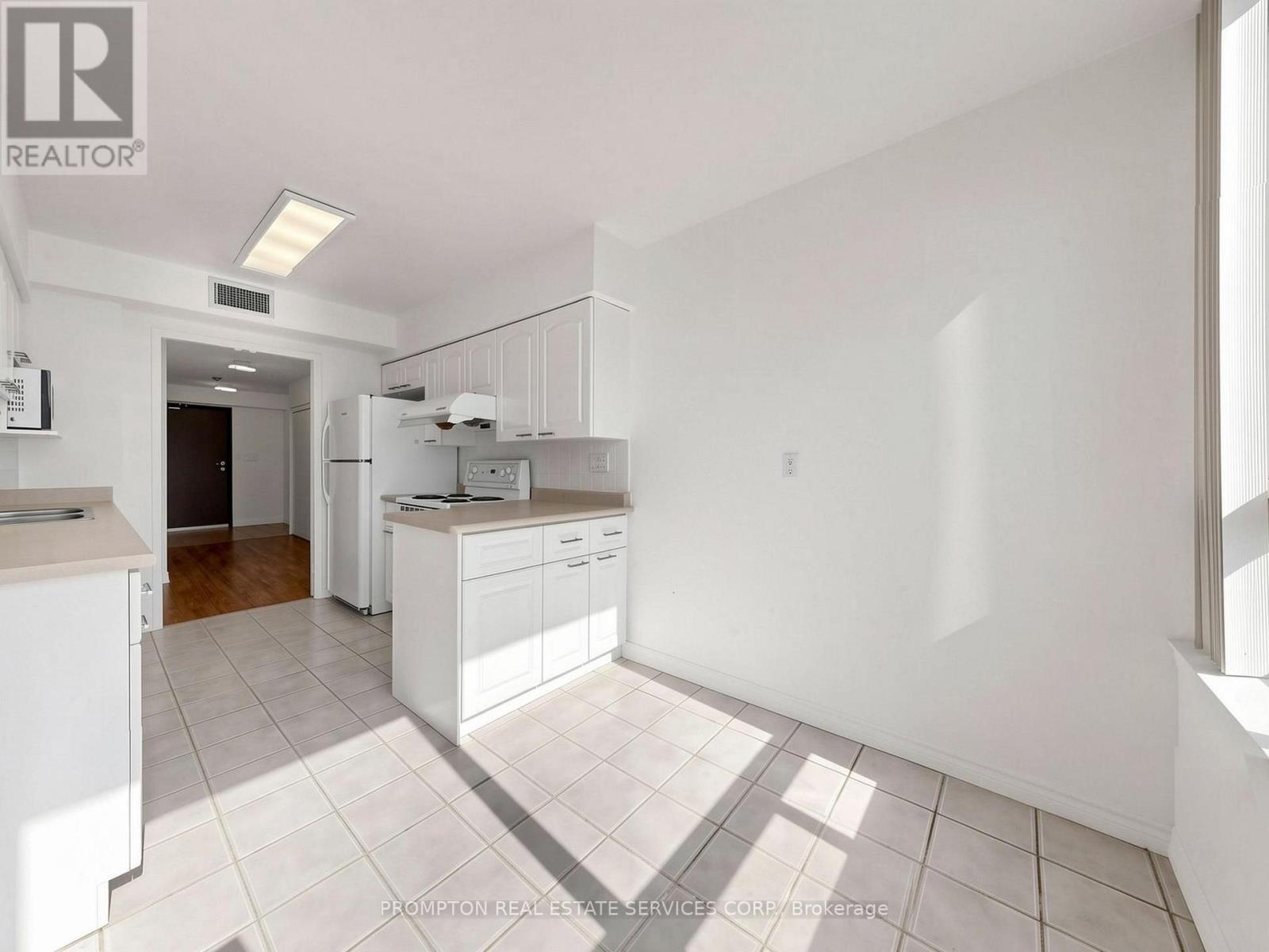 1211 - 30 Greenfield Avenue, Toronto, Ontario  M2N 6N3 - Photo 13 - C13855752