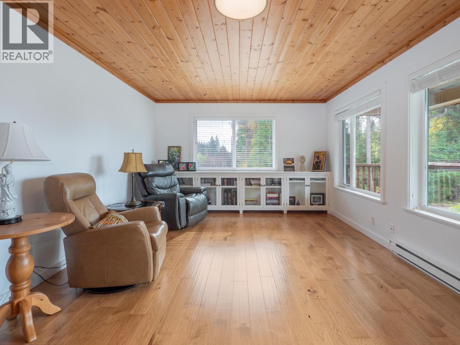 5301 Stamford Place, Sechelt, British Columbia  V7Z 0C2 - Photo 14 - R3172160
