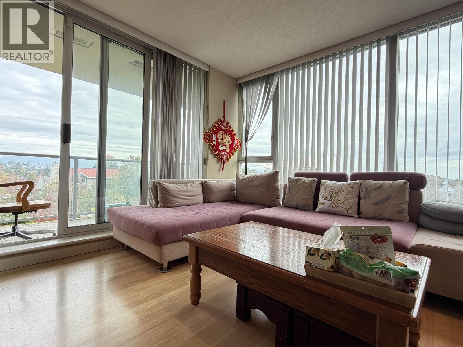 803 5068 Kwantlen Street, Richmond, British Columbia  V6X 4K4 - Photo 2 - R3172161