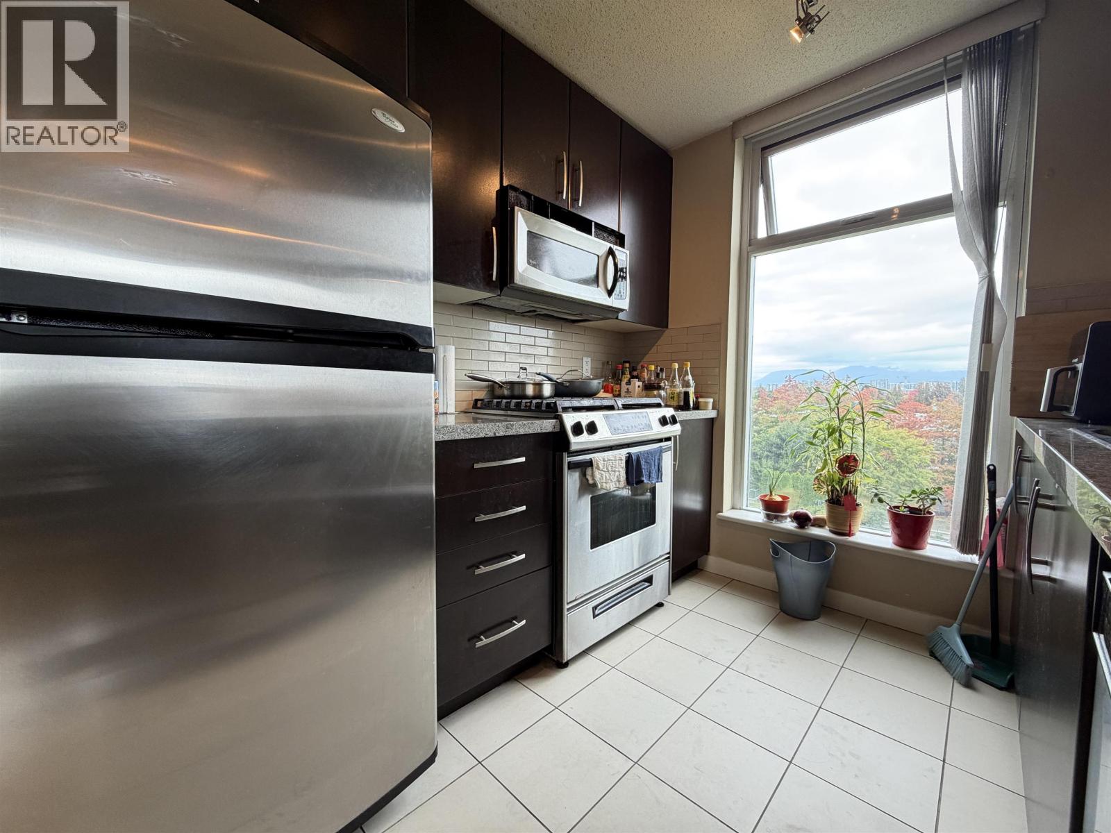 803 5068 Kwantlen Street, Richmond, British Columbia  V6X 4K4 - Photo 4 - R3172161