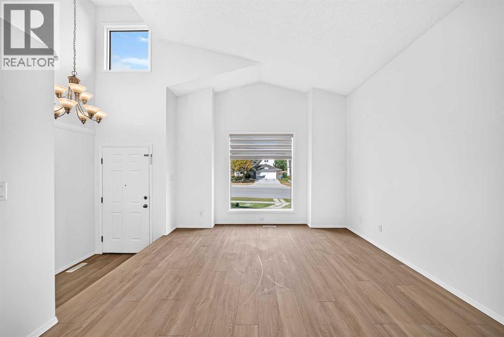 355 Millrise Drive Sw, Calgary, Alberta  T2Y 2C7 - Photo 17 - A2348074