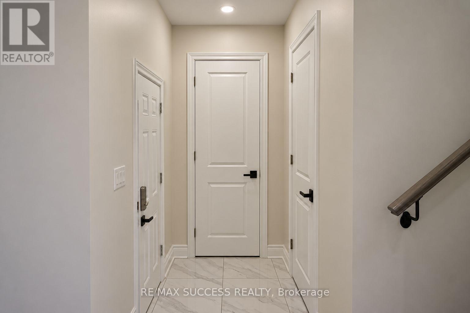 120 Morningside Drive, Halton Hills, Ontario  L7G 0M2 - Photo 5 - W13858756