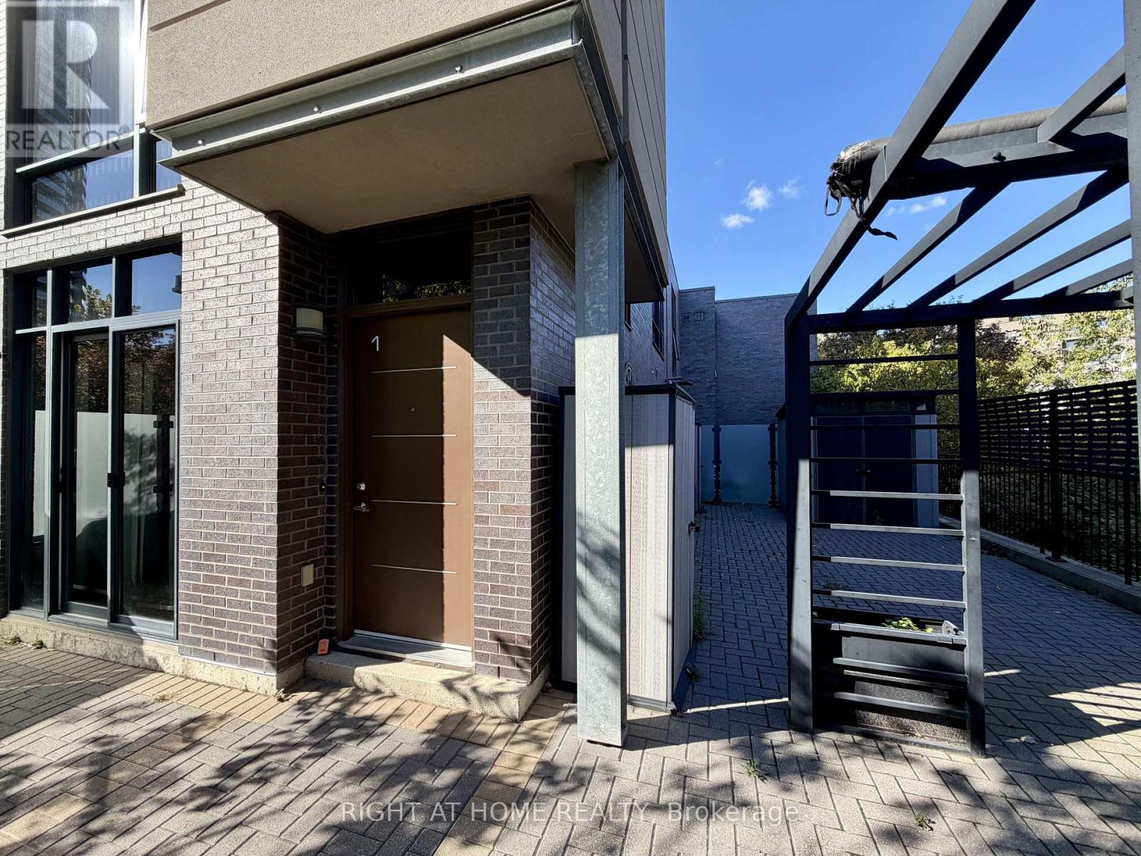 1 - 15 Valhalla Inn Road, Toronto, Ontario  M9B 1S9 - Photo 22 - W13712856