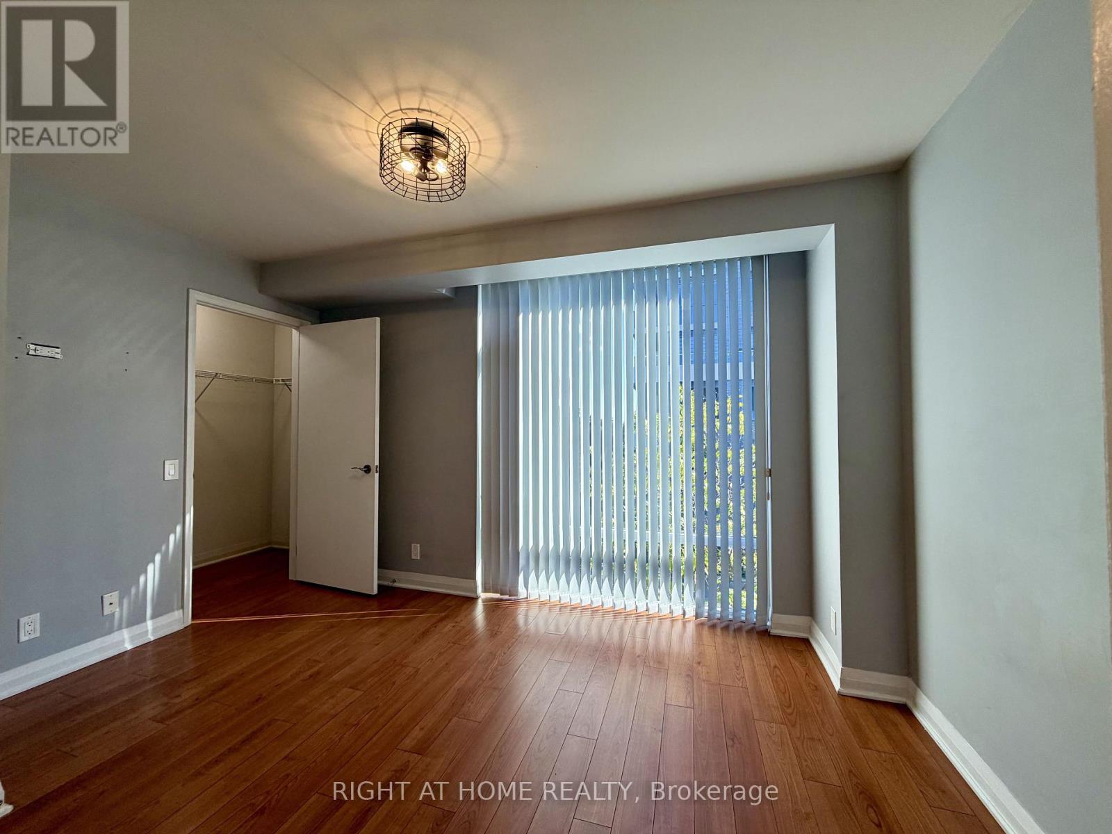 1 - 15 Valhalla Inn Road, Toronto, Ontario  M9B 1S9 - Photo 34 - W13712856