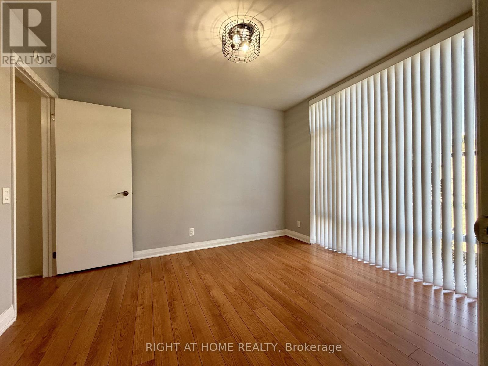1 - 15 Valhalla Inn Road, Toronto, Ontario  M9B 1S9 - Photo 31 - W13712856