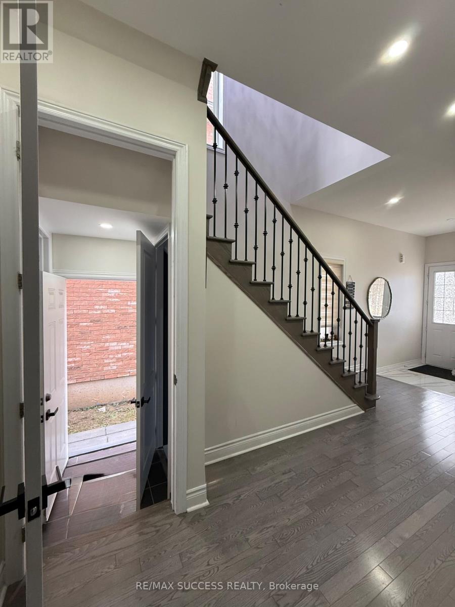 120 Morningside Drive, Halton Hills, Ontario  L7G 0M2 - Photo 24 - W13858756