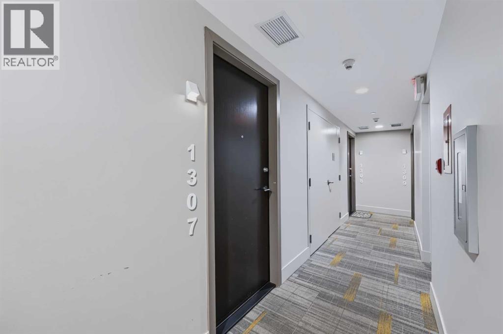1307, 901 10 Avenue Sw, Calgary, Alberta T2R 0B5 - Photo 3 - A2349113