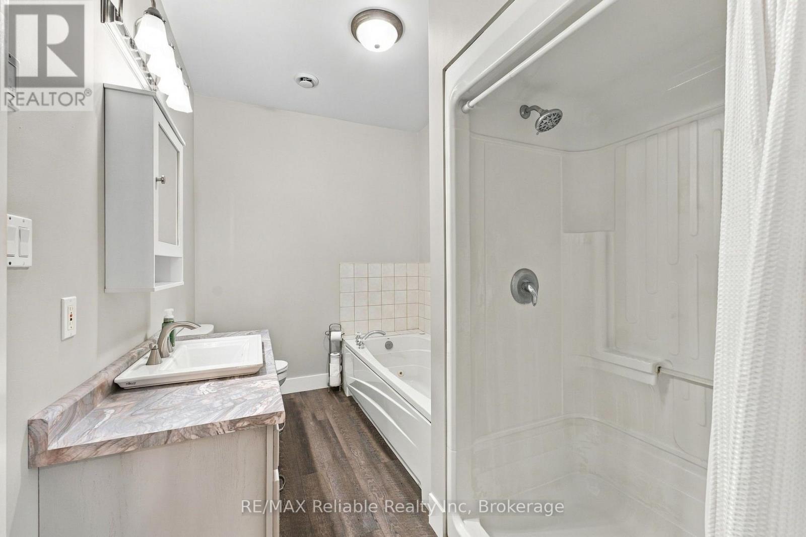 201 Cowper Street, Central Huron, Ontario  N0M 1L0 - Photo 26 - X13860142