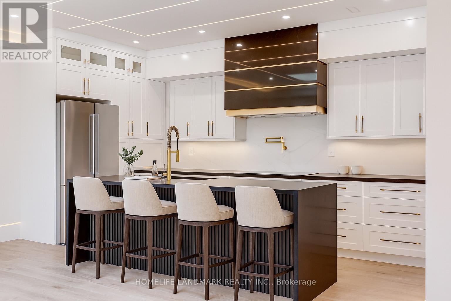 The Palazzo - 23 Coulson Avenue, Toronto, Ontario  M4V 1Y3 - Photo 8 - C13860140