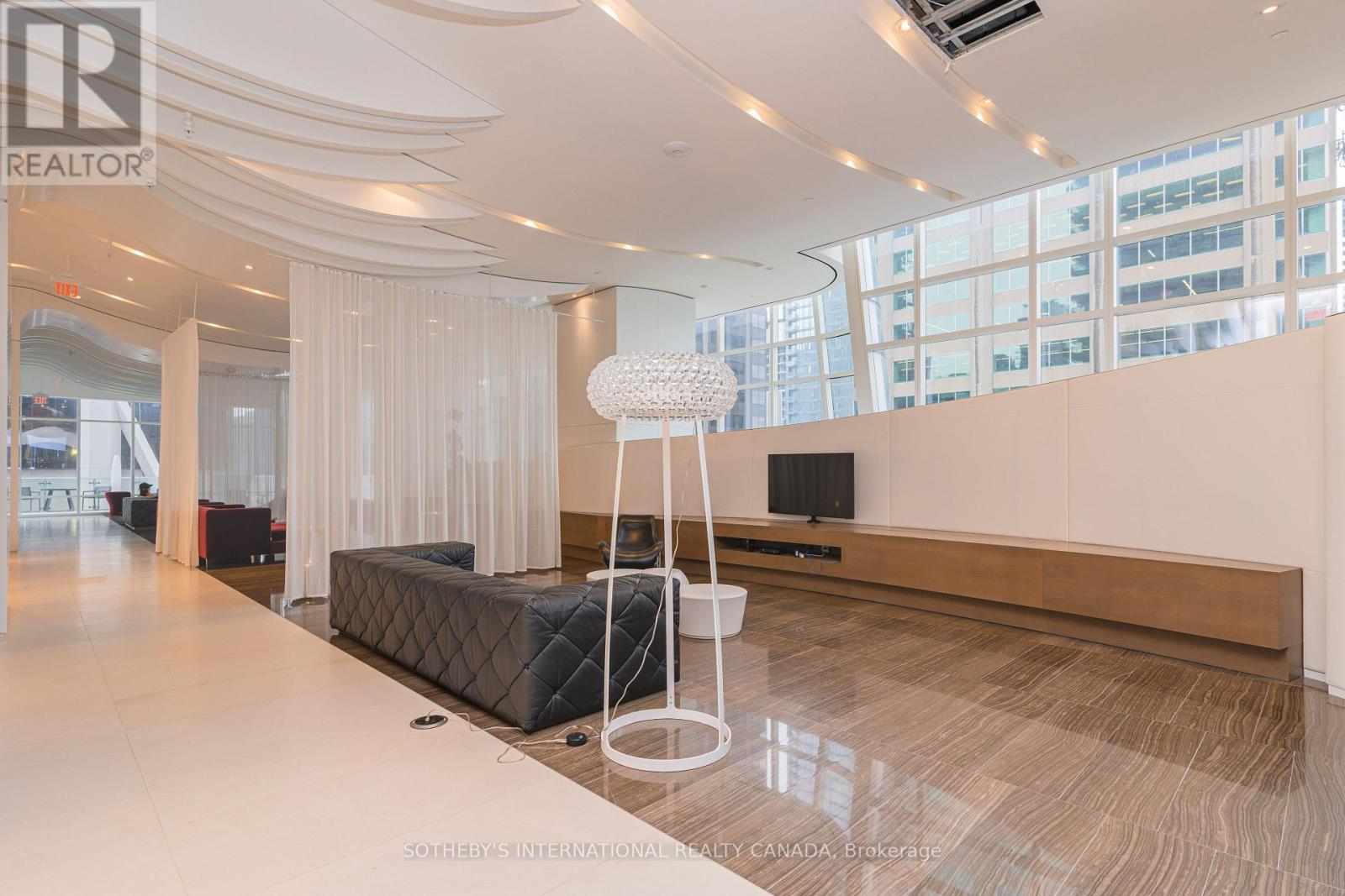 6404 - 1 Bloor Street E, Toronto, Ontario  M4W 1A9 - Photo 37 - C13860152