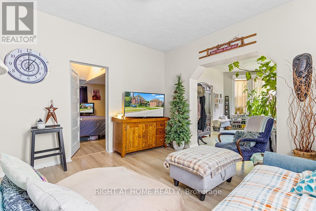 1 - 774 4th Avenue E, Owen Sound, Ontario  N4K 2N6 - Photo 9 - X13860156