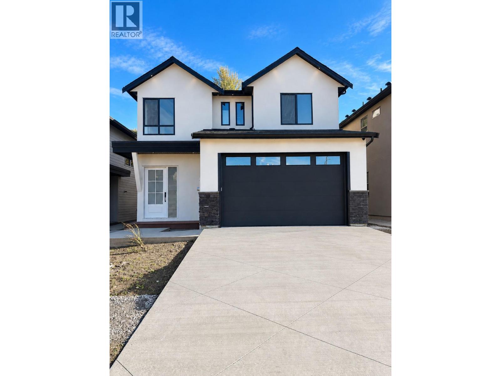 996 Bull Crescent, Kelowna, British Columbia