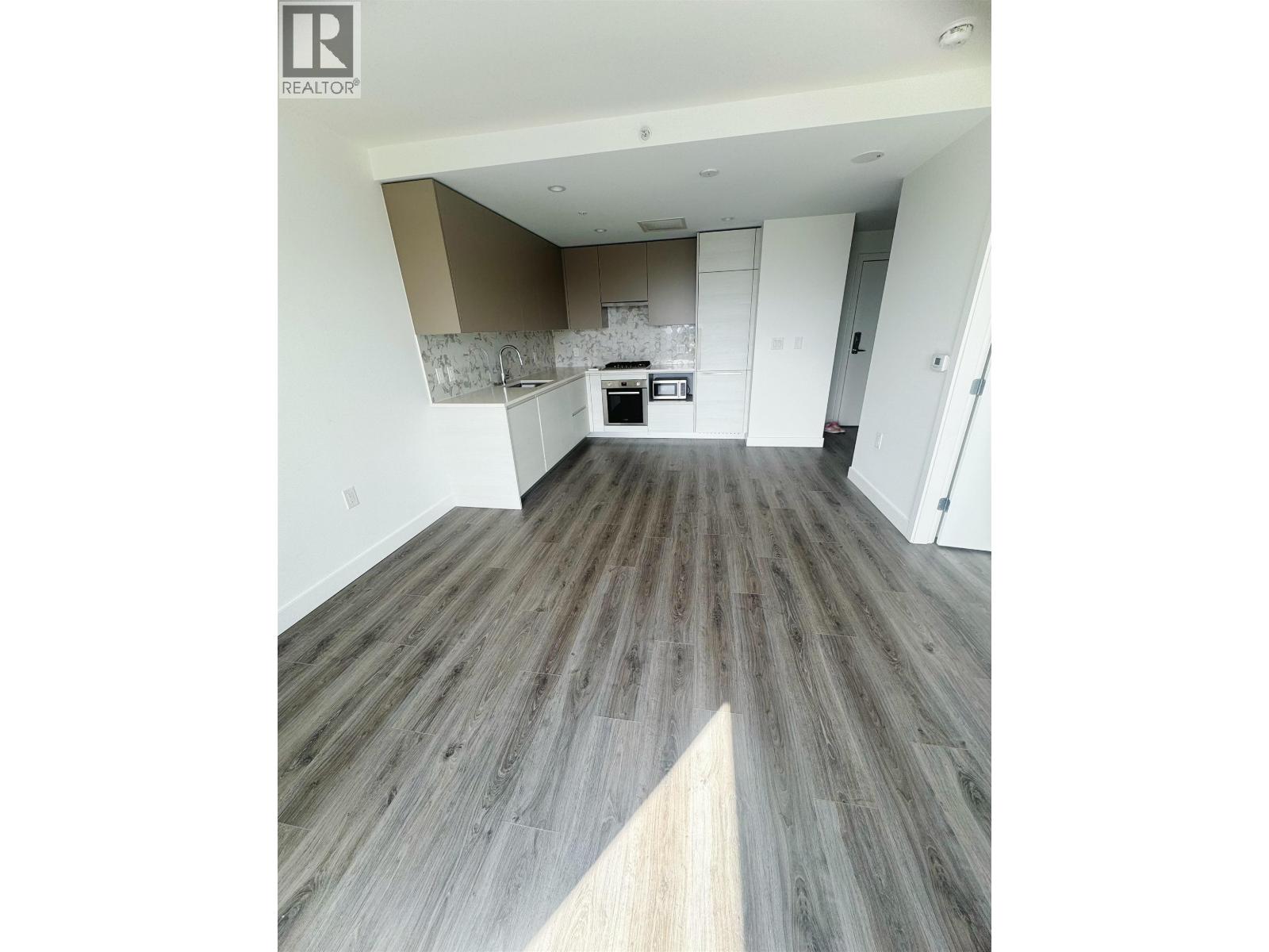 1708 8188 FRASER ST