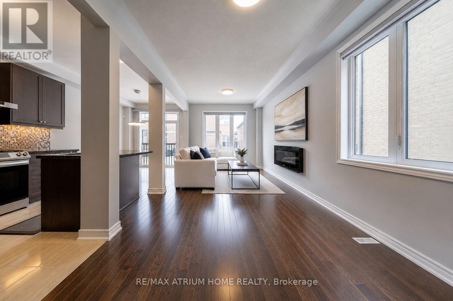 109 Wesmina Avenue, Whitchurch-Stouffville, Ontario  L4A 4W5 - Photo 4 - N13860162