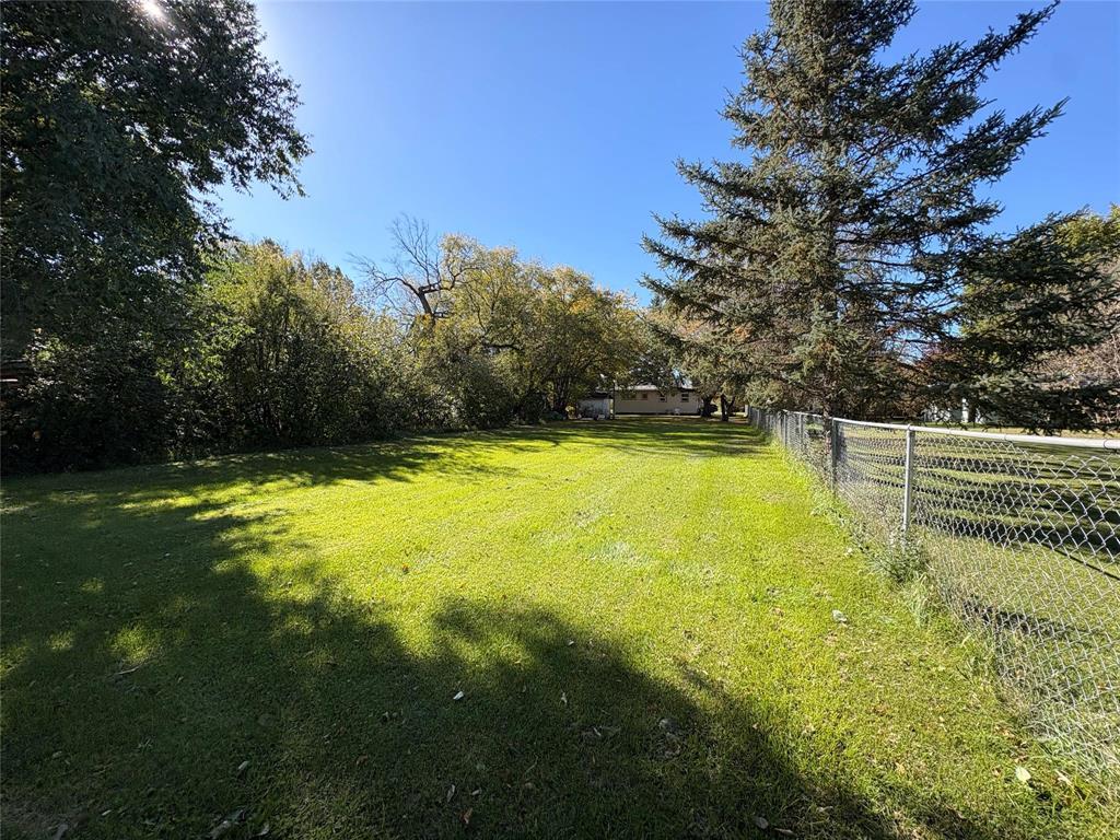 19 Campbell Street, Melita, Manitoba  R0M 1L0 - Photo 30 - 202624848