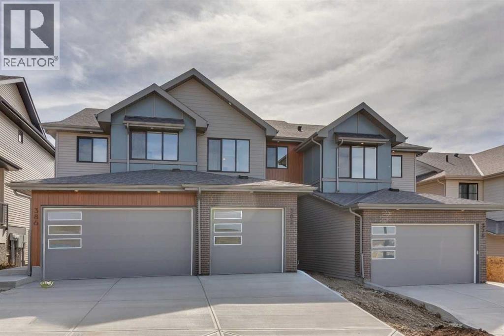 382 Heritage Boulevard, Cochrane, Alberta  T4C 0L3 - Photo 1 - A2344405