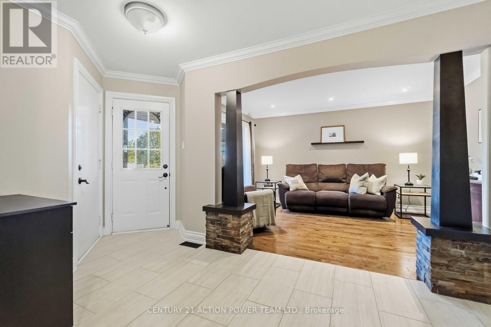 1032 Sheenboro Crescent, Ottawa, Ontario  K4A 3M8 - Photo 3 - X13860180