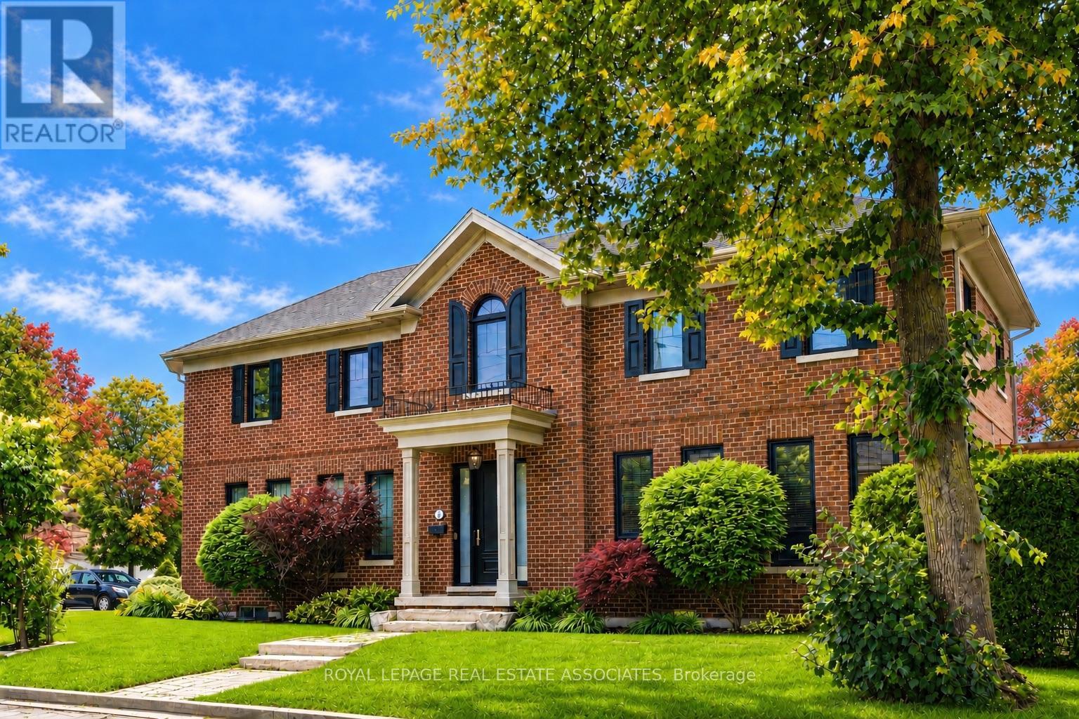32 JOPLING AVENUE N, Toronto, Ontario