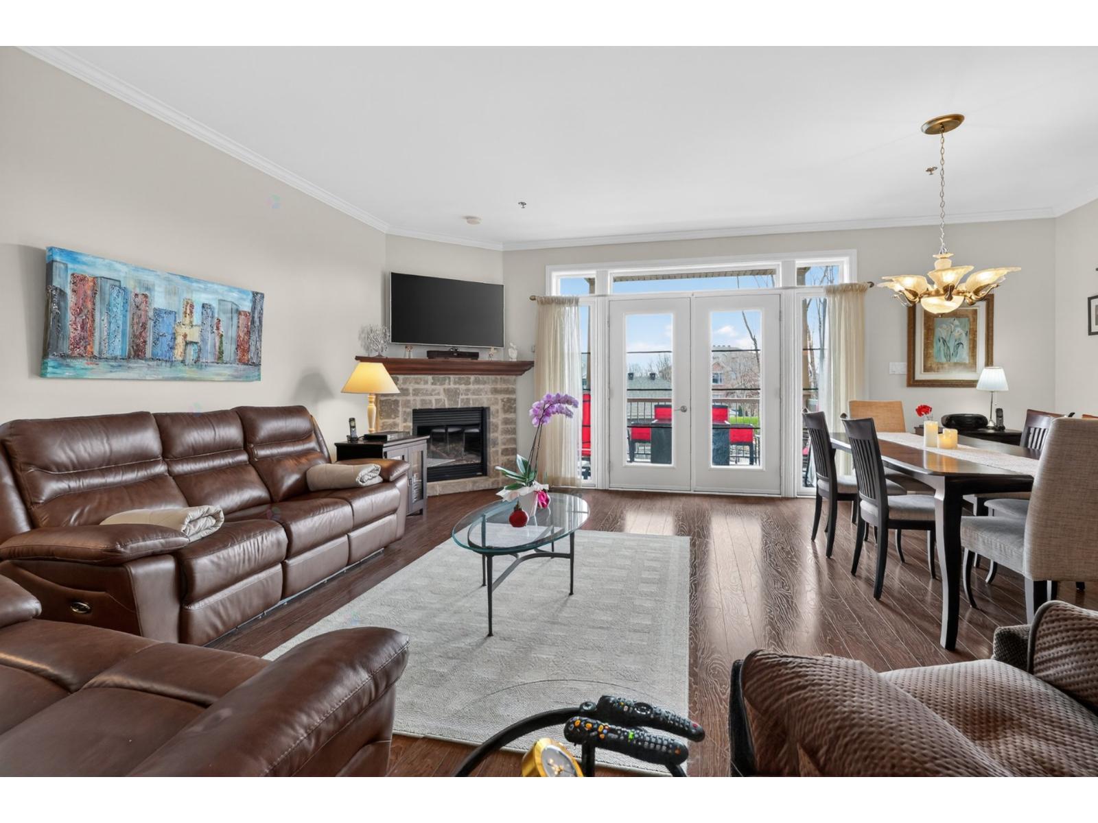 9 Av. de Sardaigne|#207 Candiac Quebec Canada J5R0E5 3