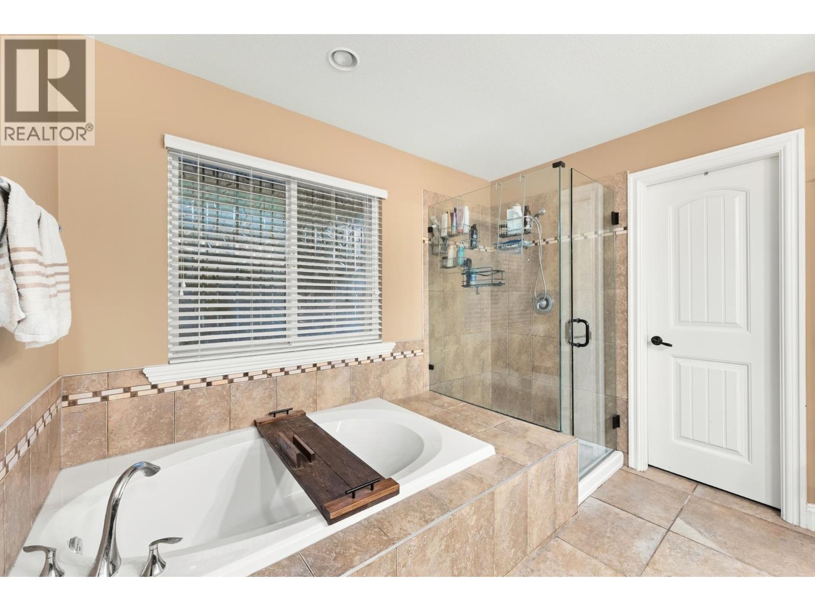 10574 239 Street, Maple Ridge, British Columbia  V2W 1X1 - Photo 22 - R3171142