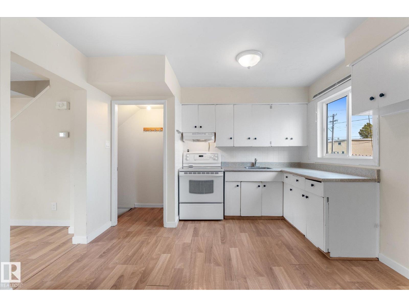 13307 89A ST NW