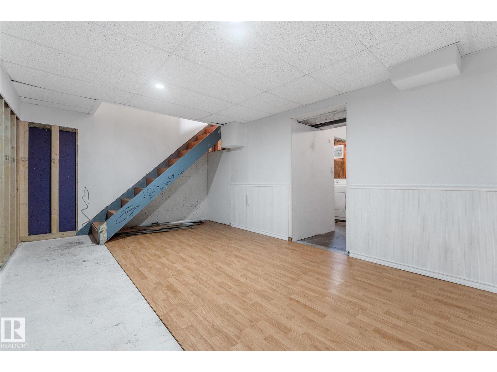 13307 89A ST NW