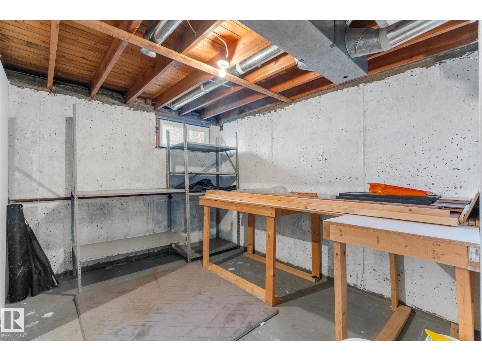 13307 89A ST NW