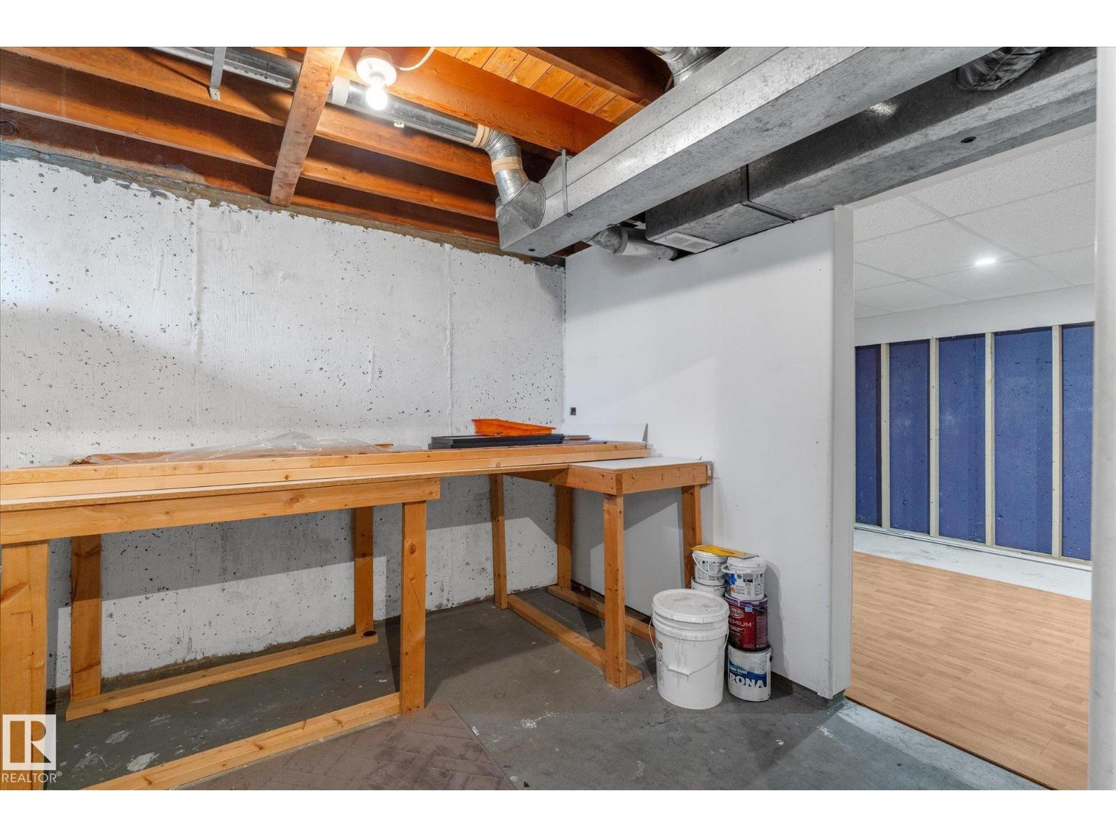 13307 89A ST NW