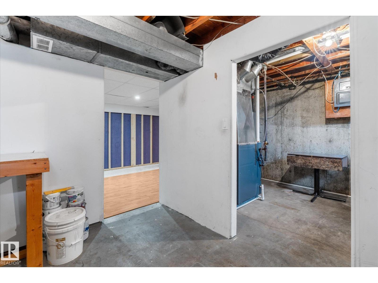 13307 89A ST NW